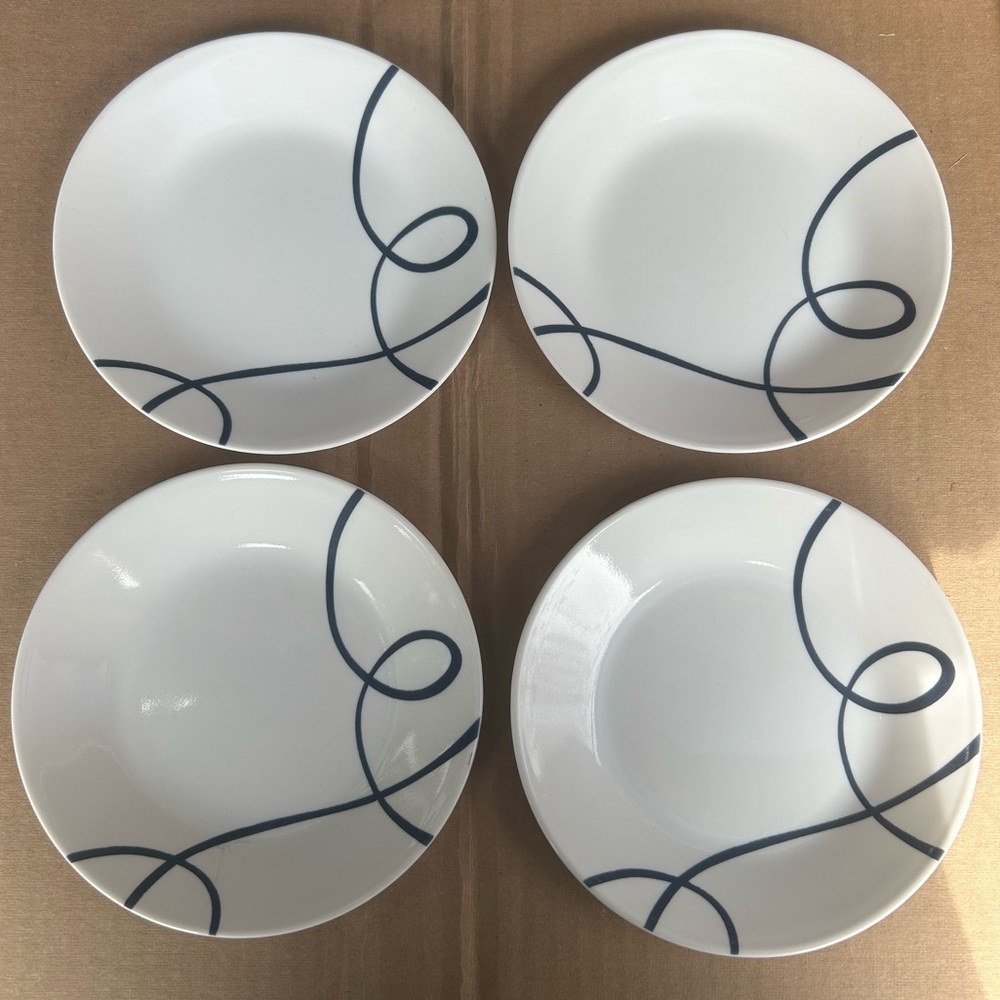 Corelle by Corning Lia ‘blue swirl’ set of 4 dishes salad dessert plates 6.75”